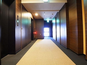 　ホテルライクな内廊下設計