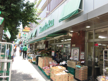 　三徳　白山店　徒歩12分の立地にあるスーパーです。