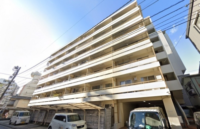 現地外観写真　江戸川橋から徒歩3分、人気の神楽坂・江戸川橋が生活拠点のマンション。