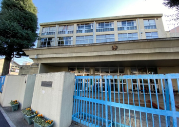 �@�����旧�@�֌��䒬���w�Z�@�k��9���ł��B